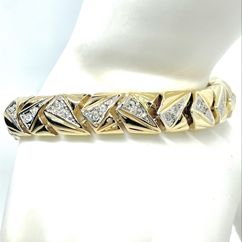 Modernistic Geo-Triangular-Shaped Linked Bracelet w/Brilliant Cut Round Crystals